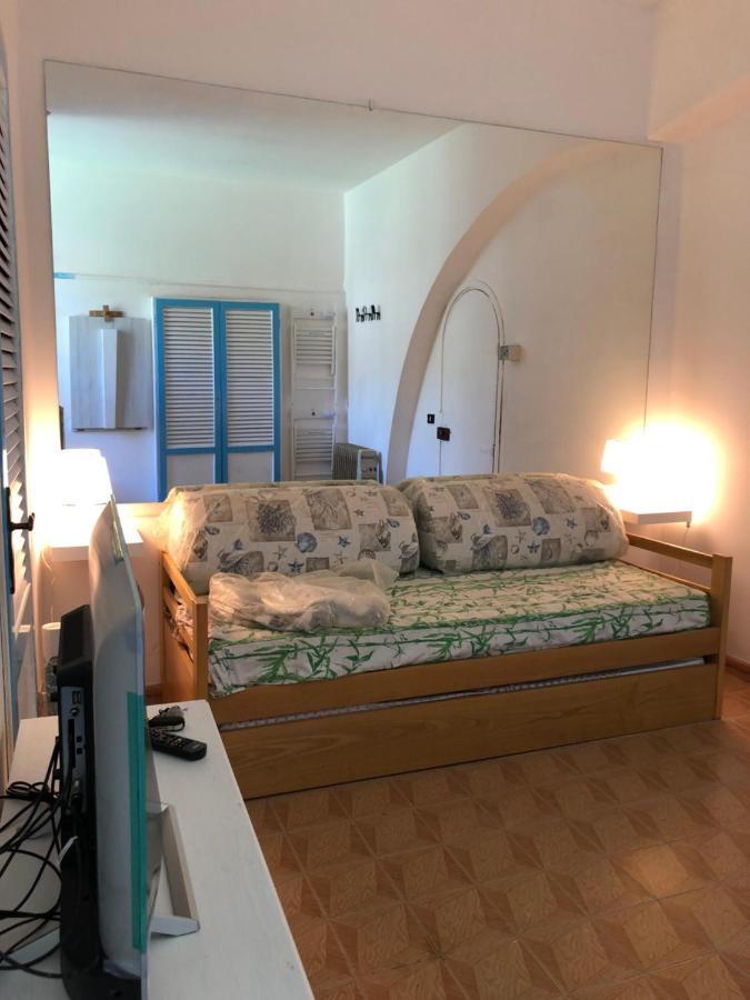 Apartamento Casa Nana Santo Stefano al Mare Exterior foto